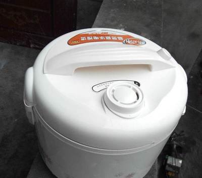 成都二手苏泊尔电压力锅转让